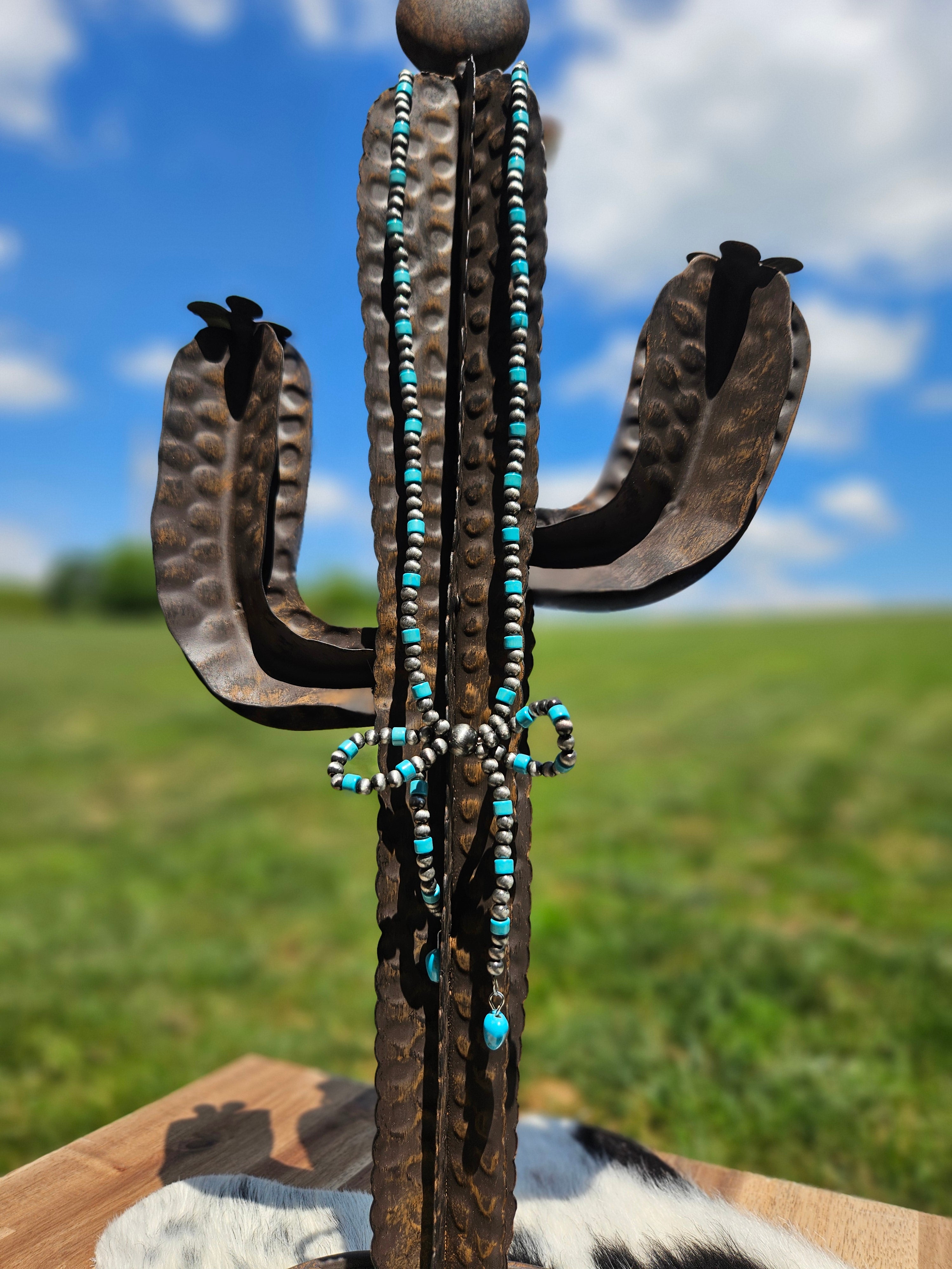 Navajo Style Pearl Bow Coquette Necklace